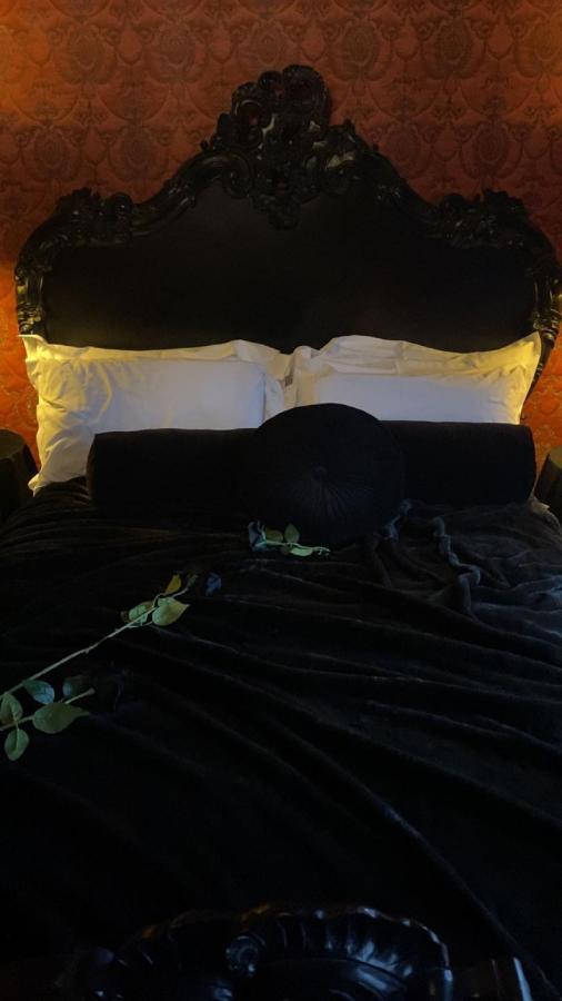 Wednesday'S Family Rooms York Ngoại thất bức ảnh